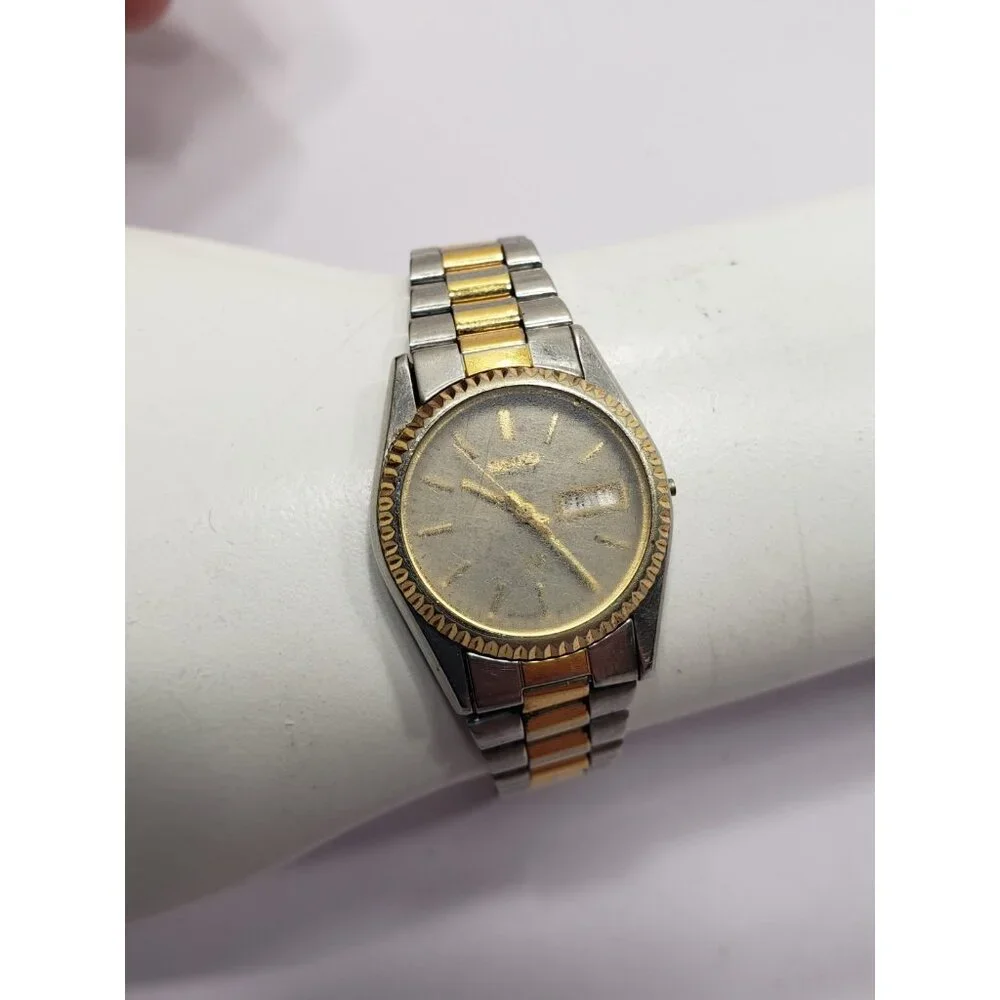 Seiko SQ Ladies Watch 3E23-0A60 Two Tone Quartz Day Date Untested 941556